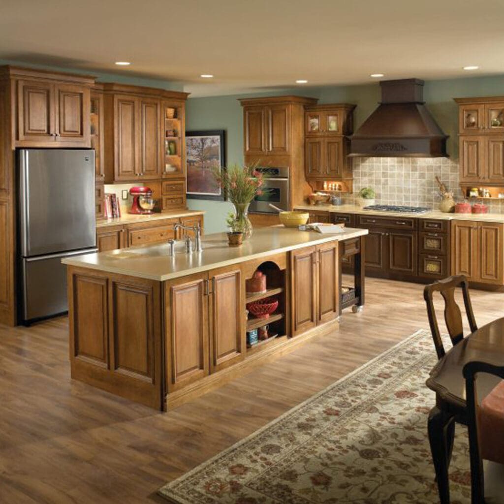 Yorktowne Light Wood Traditional Kitchen SQ